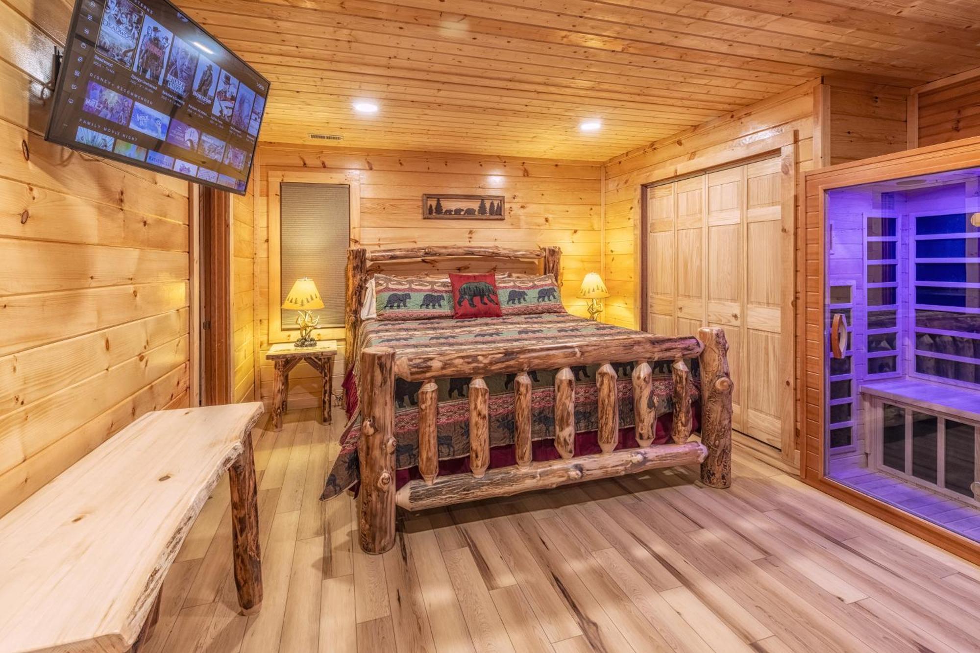 Real Log Cabin With Amazing Views, Hot Tub, Sauna, Games جاتلينبرج المظهر الخارجي الصورة